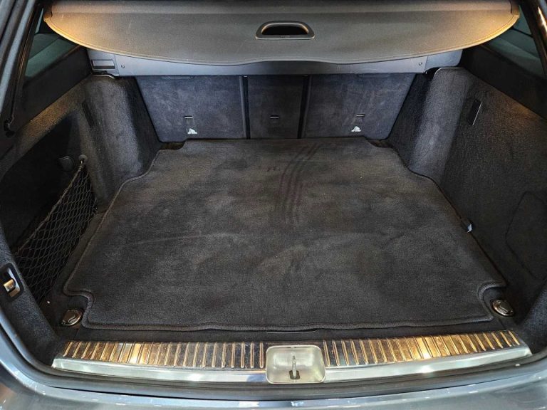 Mercedes-Benz C 200 d Station 9G-TRONIC AMG Line (2)