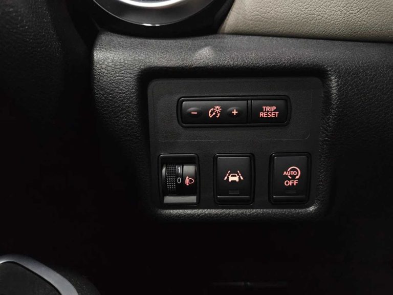 Nissan Micra 1.0 IG-T N-Design (14)