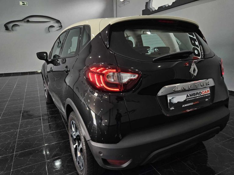Renault Captur (ENERGY) TCe 150 Version S (24)