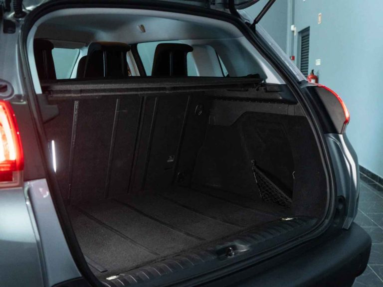 Peugeot 2008 1.2 PureTech Allure (12)