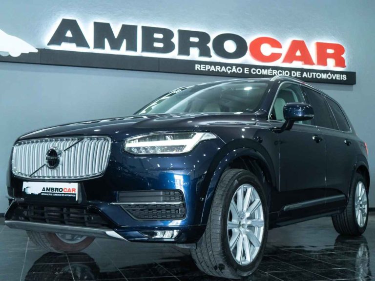 Volvo XC 90 2.0 D4 Inscription (1)