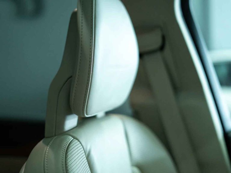 Volvo XC 90 2.0 D4 Inscription (4)