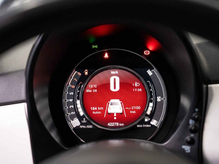 Fiat 500 1.0 Hybrid Branco (15)