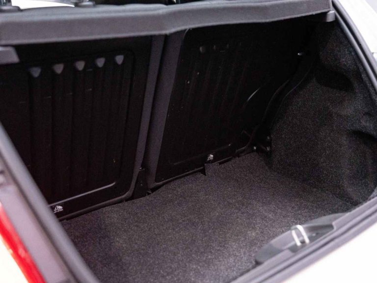 Fiat 500 1.0 Hybrid Branco (23)