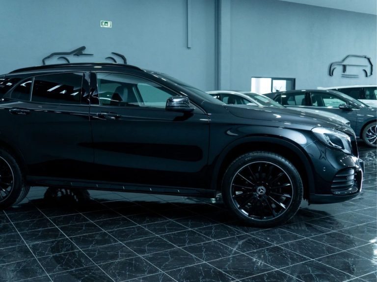 Mercedes-Benz GLA 180 7G-DCT AMG Line 2 (4)