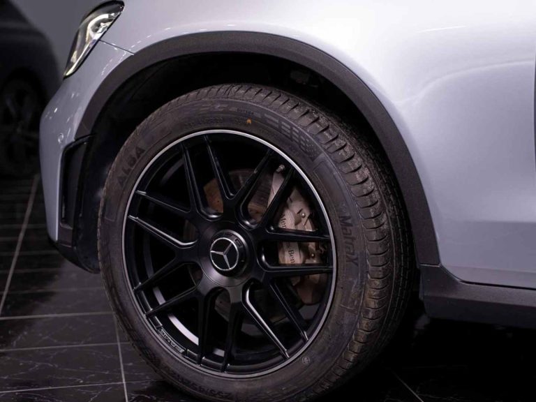 Mercedes-Benz GLC 300 de 4Matic (7)