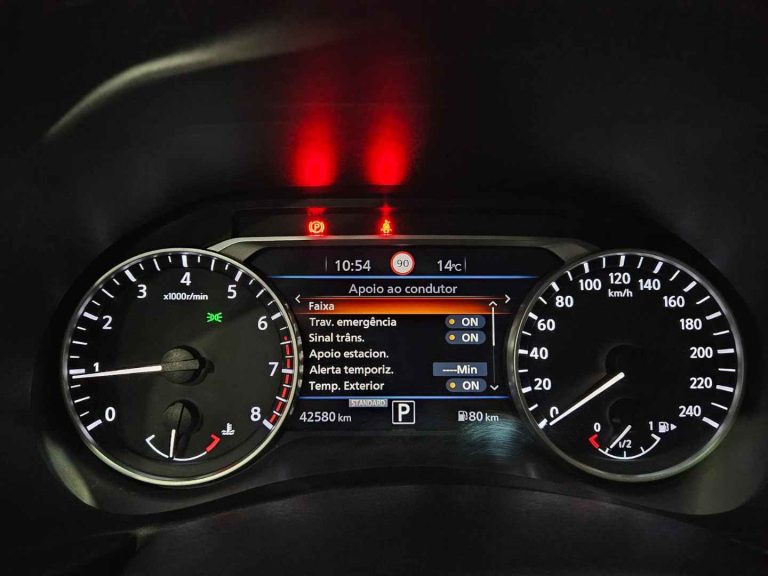 Nissan Juke 1.0 DIG-T N-Connecta NAV. DCT (13)