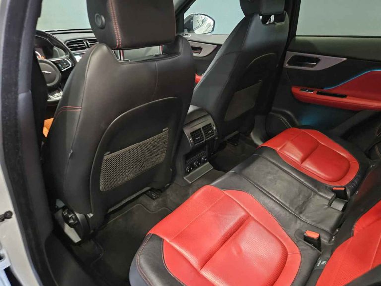 Jaguar F-Pace 2.0 i4D R-Sport (13)