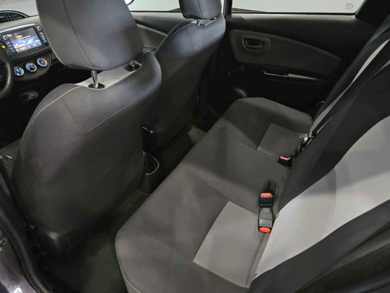 Toyota Yaris 1.0 VVT-i Exclusive (16)