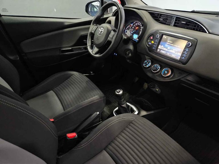 Toyota Yaris 1.0 VVT-i Exclusive (17)