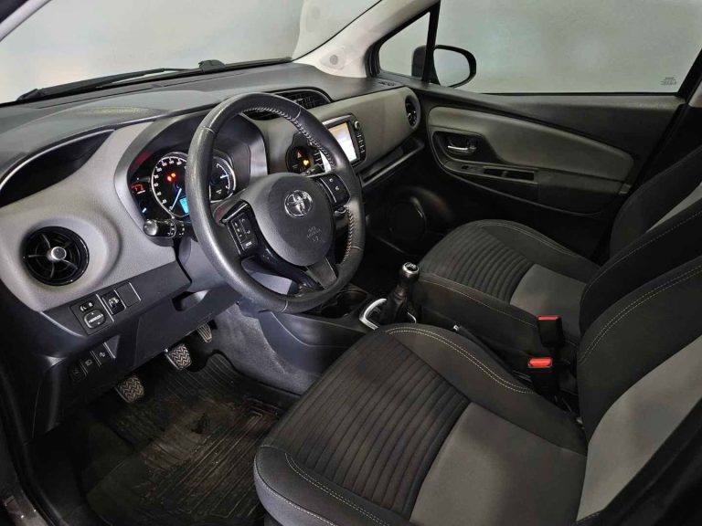 Toyota Yaris 1.0 VVT-i Exclusive (7)