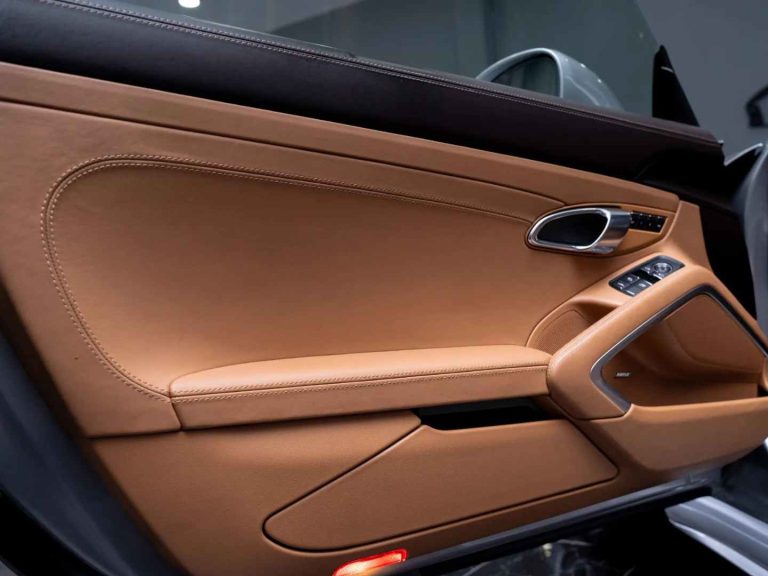Porsche 911 (1002) Carrera 4 S PDK