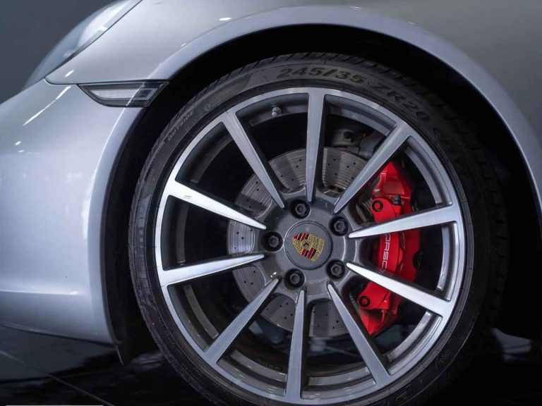 Porsche 911 (1016) Carrera 4 S PDK