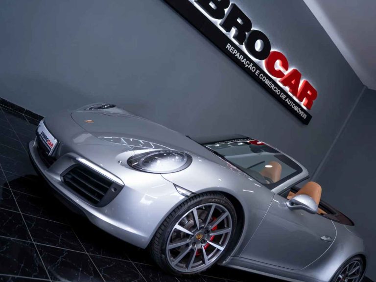 Porsche 911 (1021) Carrera 4 S PDK