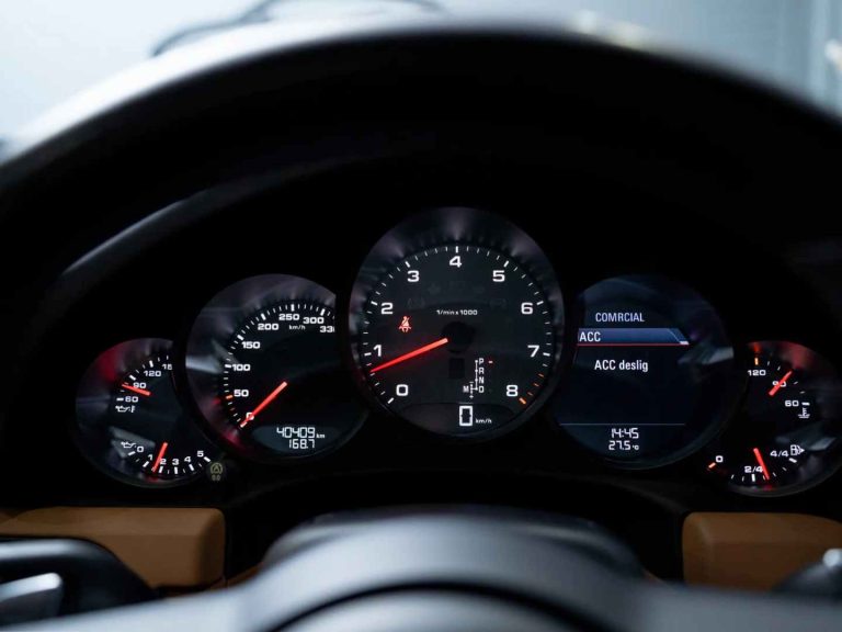 Porsche 911 (999) Carrera 4 S PDK