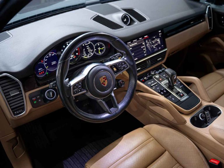 Porsche Cayenne (10)
