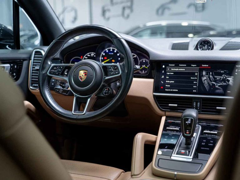 Porsche Cayenne (13)