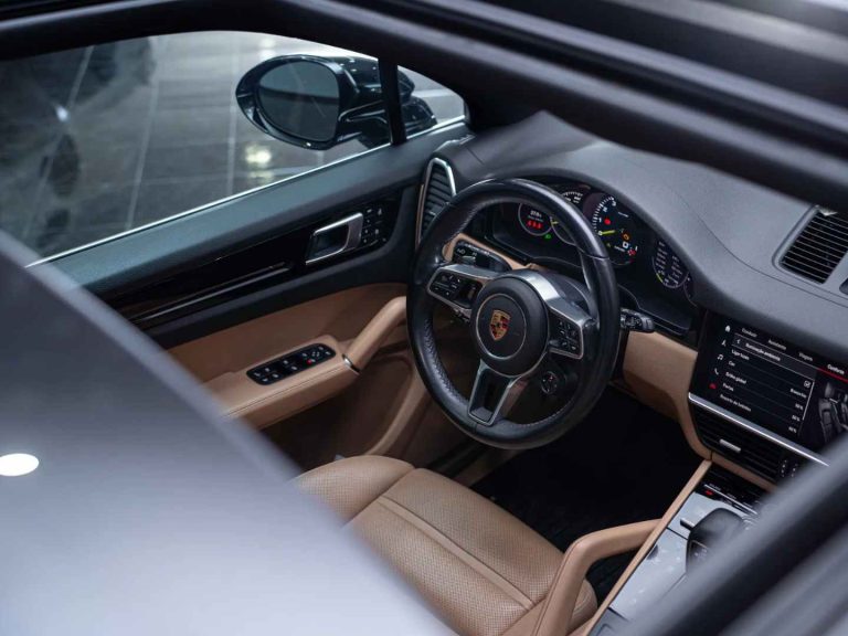 Porsche Cayenne (15)