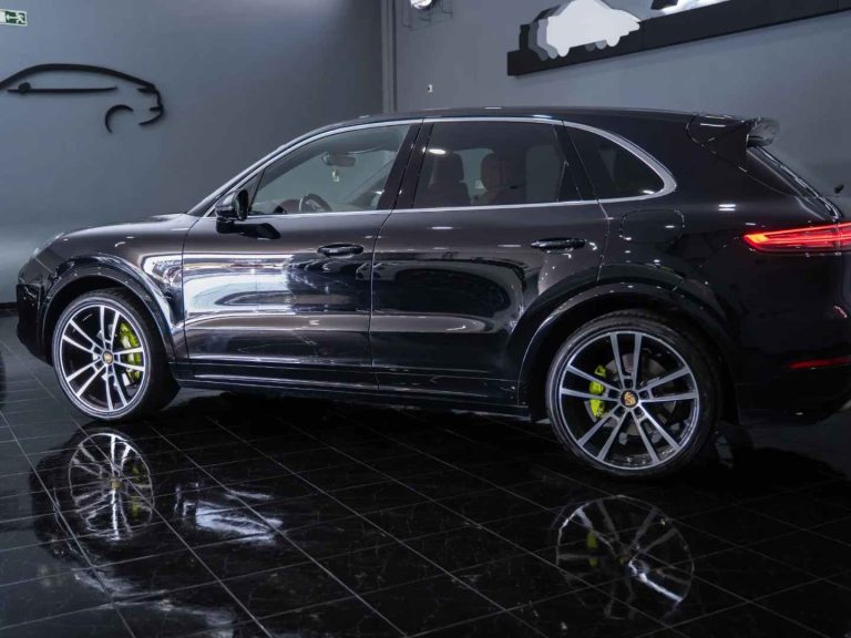 Porsche Cayenne (18)