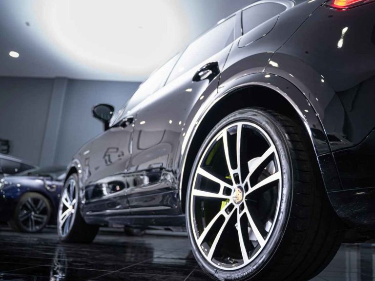 Porsche Cayenne (9)